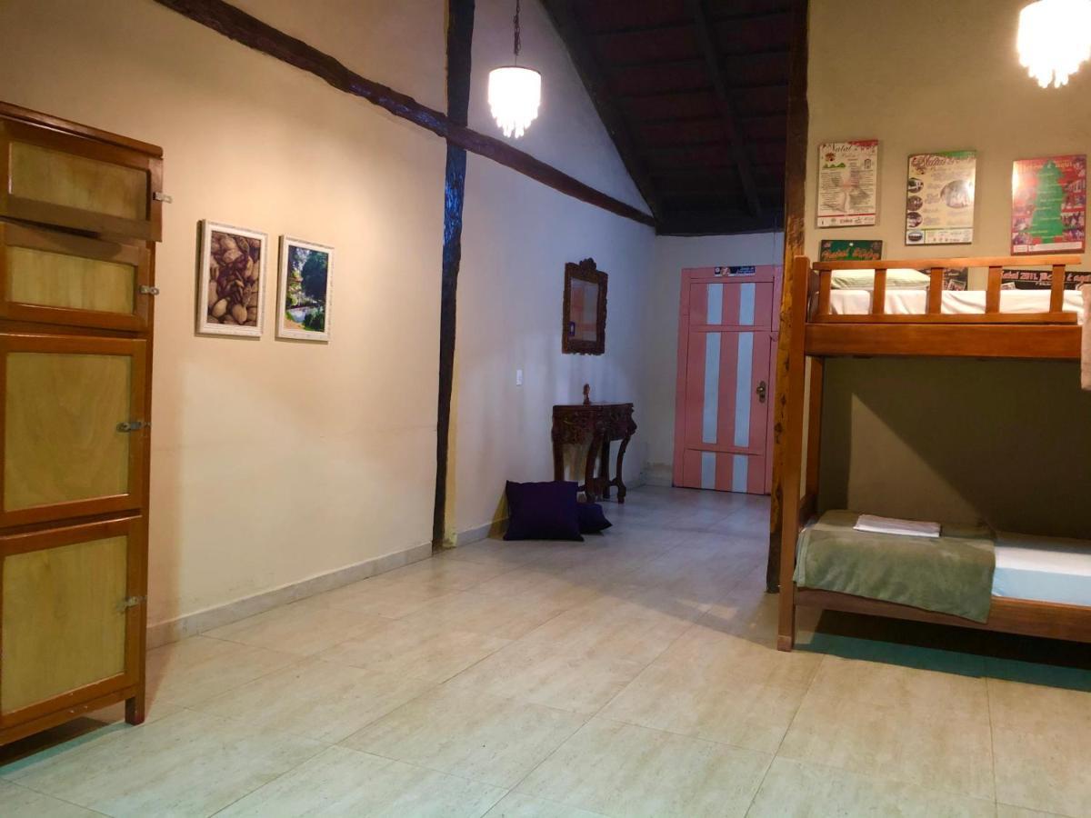Hostel Rua Direita Pirenopolis Exterior photo